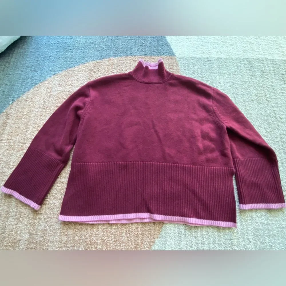 Tuckernuck Maroon Larsen Sweater Maroon Pink Medium Burgundy Bell Flowy - Picture 4 of 11